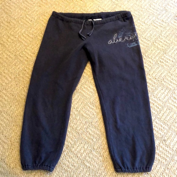 Abercrombie & Fitch kids unisex crop sweat pants - Picture 1 of 11